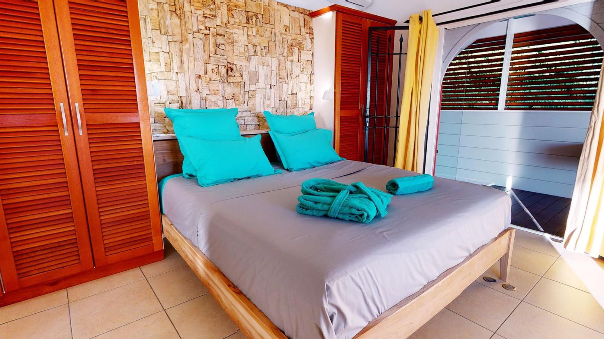 Villa Deluxe L'Hacienda Villa Vue Mer 180 Piscine Jacuzzi Proche Plage Marina Golf Pointe Des Chateaux Et Casino Jardin Clos Voyage Durable سانت فرانسوا الغرفة الصورة